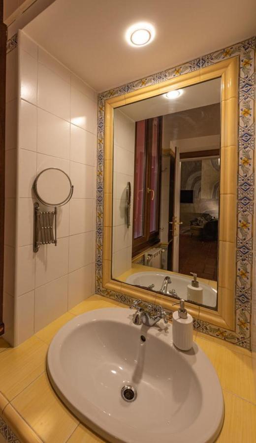 Anna Trevi 52 Luxury Appartment Rome Extérieur photo